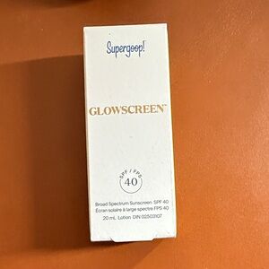 Supergoop! Glowscreen SPF 40 - White and Gold